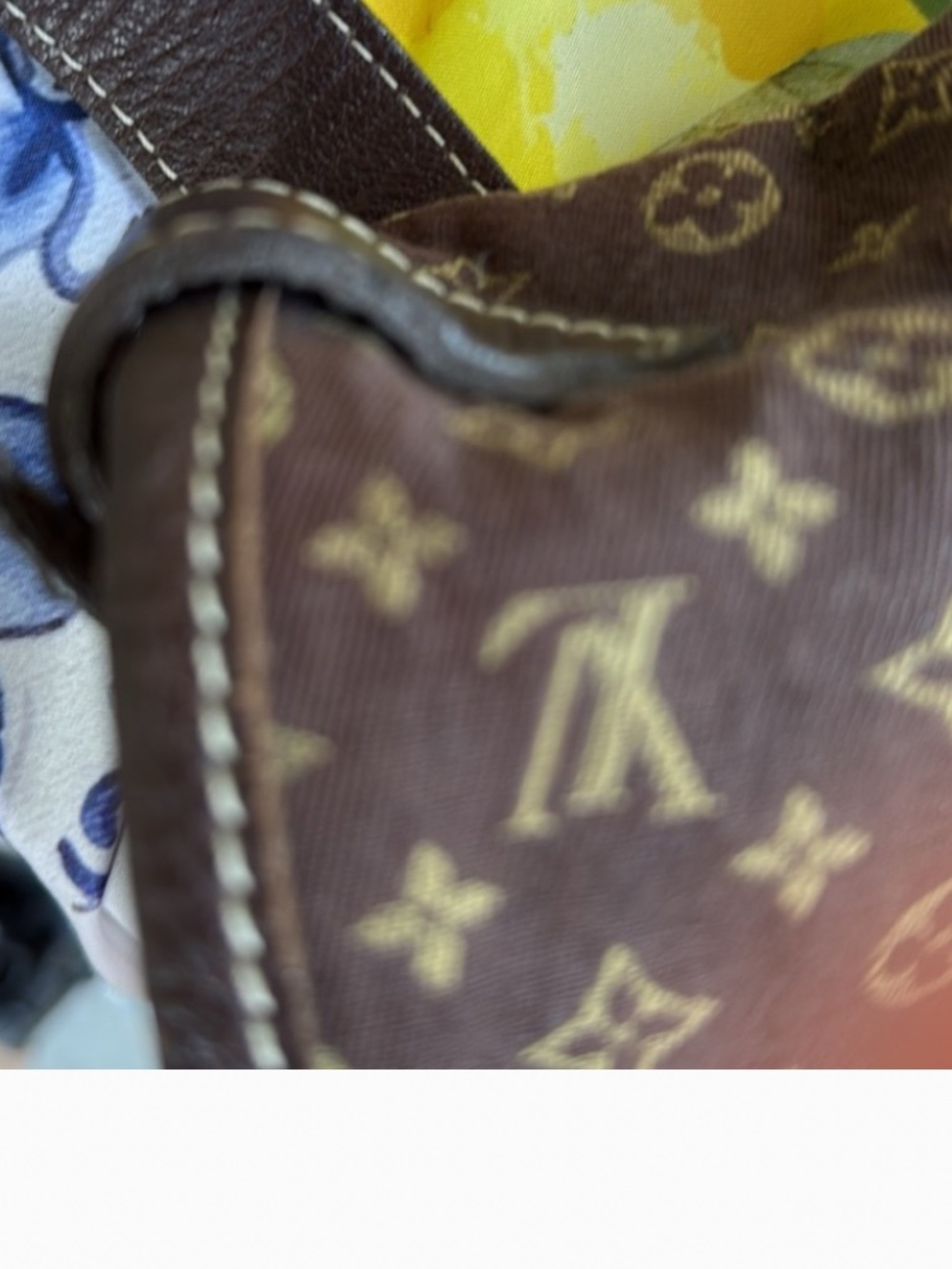 Messenger bag - Picture 3 of 8